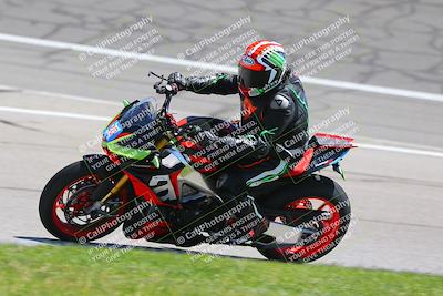 media/Apr-23-2022-Fastrack Riders (Sat) [[cb2d6ae73d]]/LEVEL 1/1145AM TURN 3 AND 4/